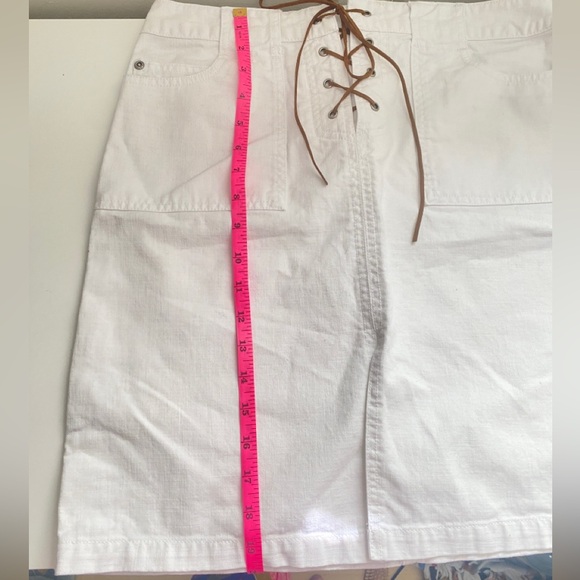 Faded Glory White Cargo Denim Mini Skirt Featuring Boho Lace Details Size 6 - Picture 4 of 6